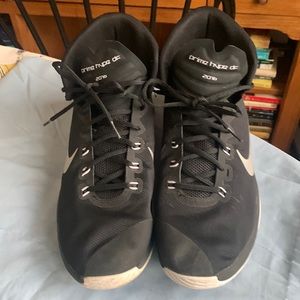 Men's Nike basketball shoes